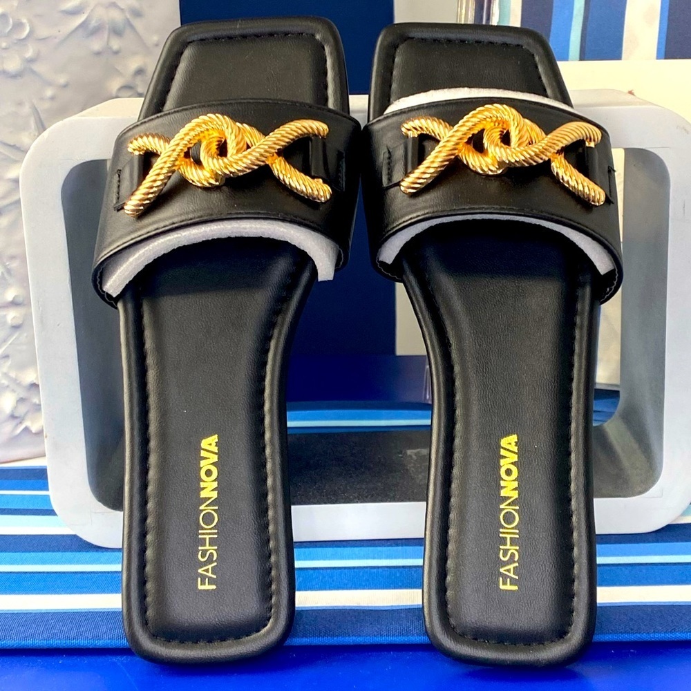 Fashion nova black gold rope hardware square toe flat sandals slides sz 10